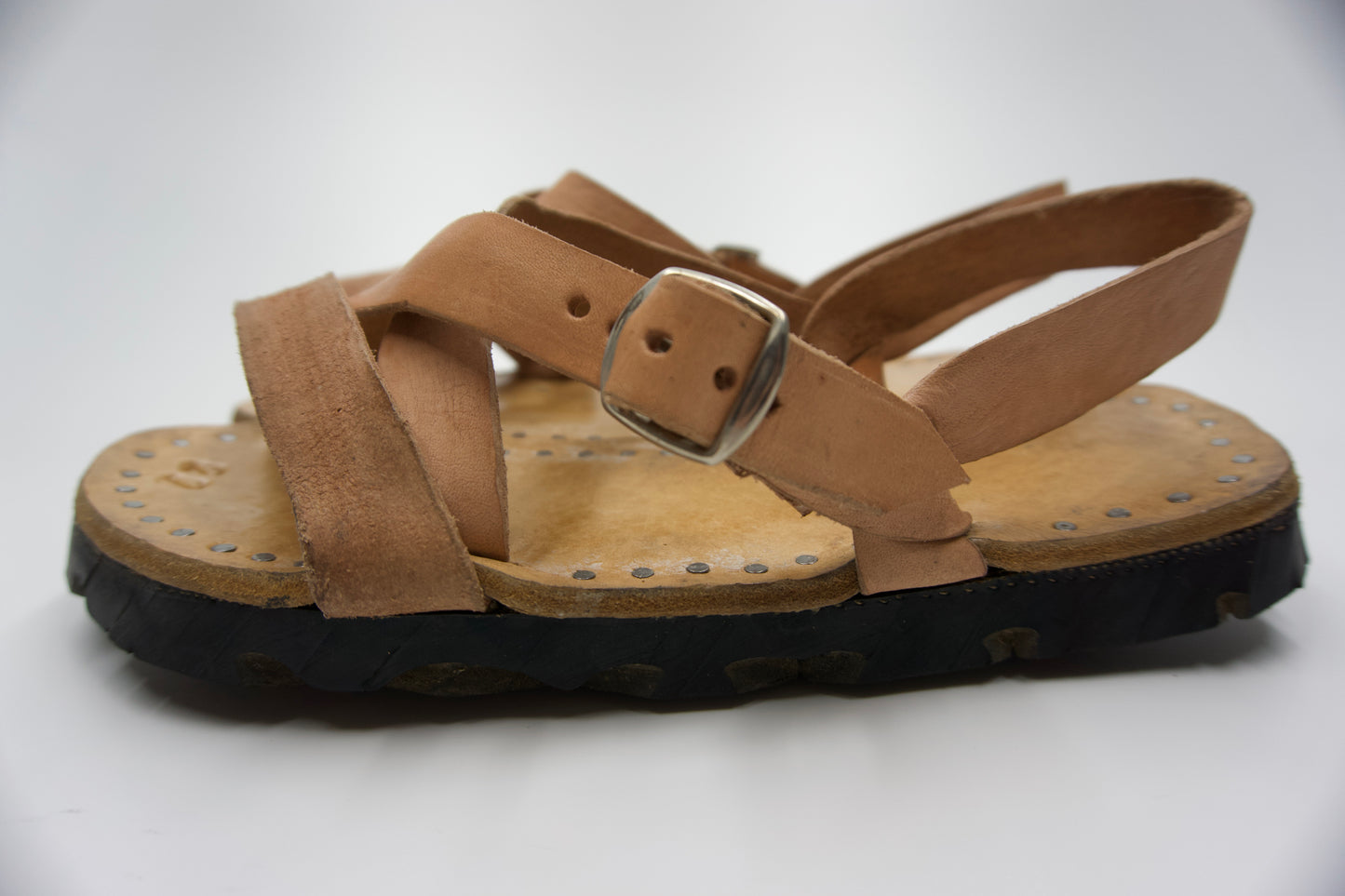 HUARACHES CRUZADO STRAP LEATHER WITH PLATFORM THICK SOLES&nbsp; ACME - MRM15
