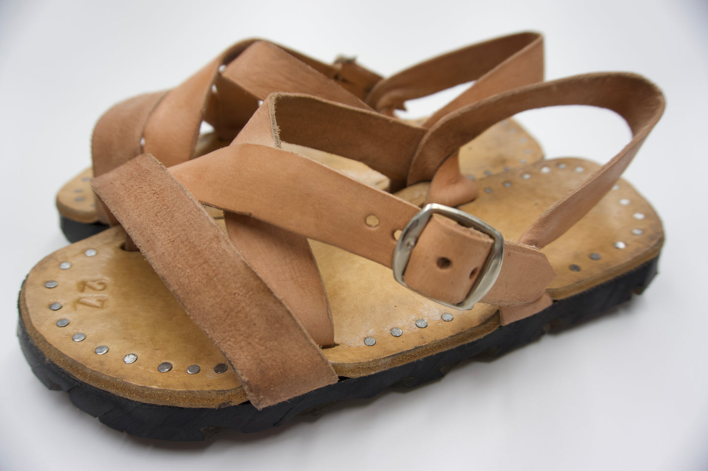 HUARACHES CRUZADO STRAP LEATHER WITH PLATFORM THICK SOLES&nbsp; ACME - MRM15